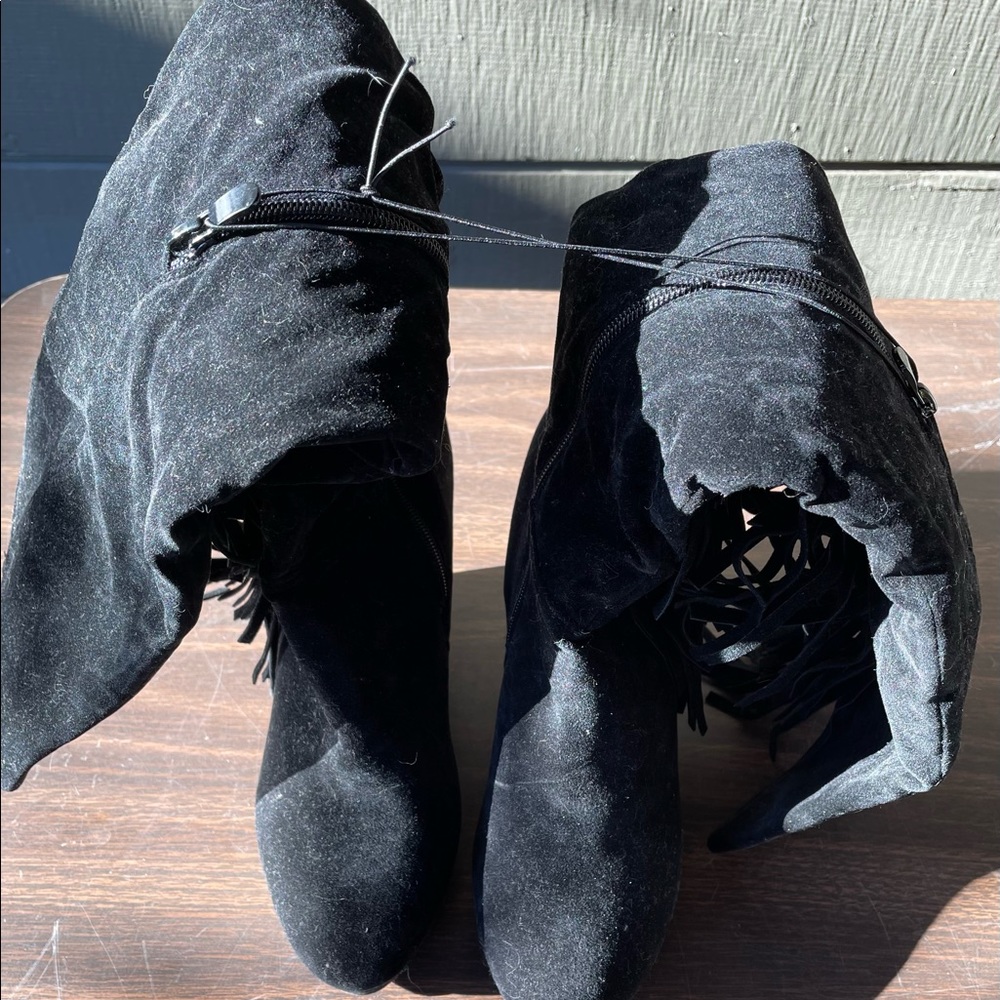 NWT black suede wedge boot